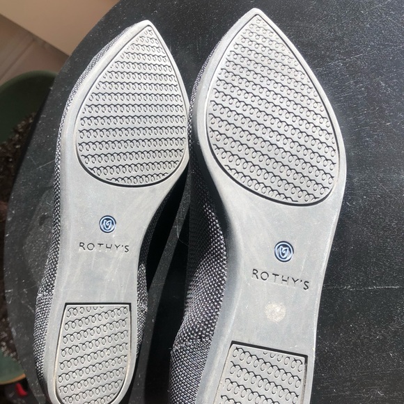 ***SOLD*** Rothy's Solid Black Point (6.5) - Picture 2 of 4